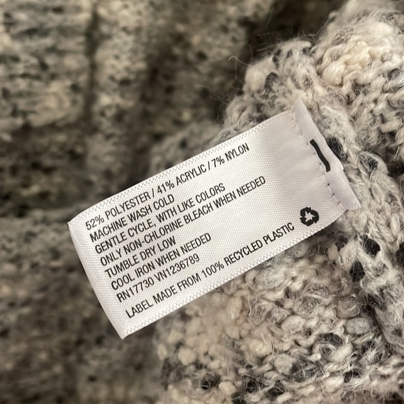 Xhiliration Sweater - Picture 4 of 6